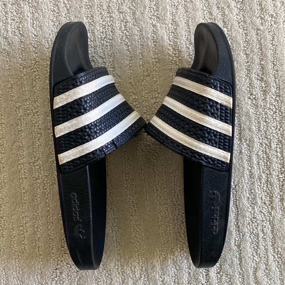 Adidas Adilette Slides - Picture 7 of 11